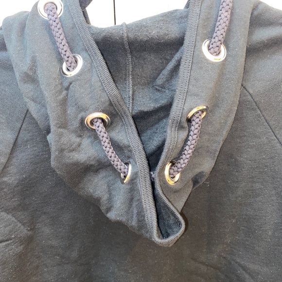 Moshi moshi FULL zip hoodie with graphics on sleeve black Sz M NWOT - Picture 5 of 6